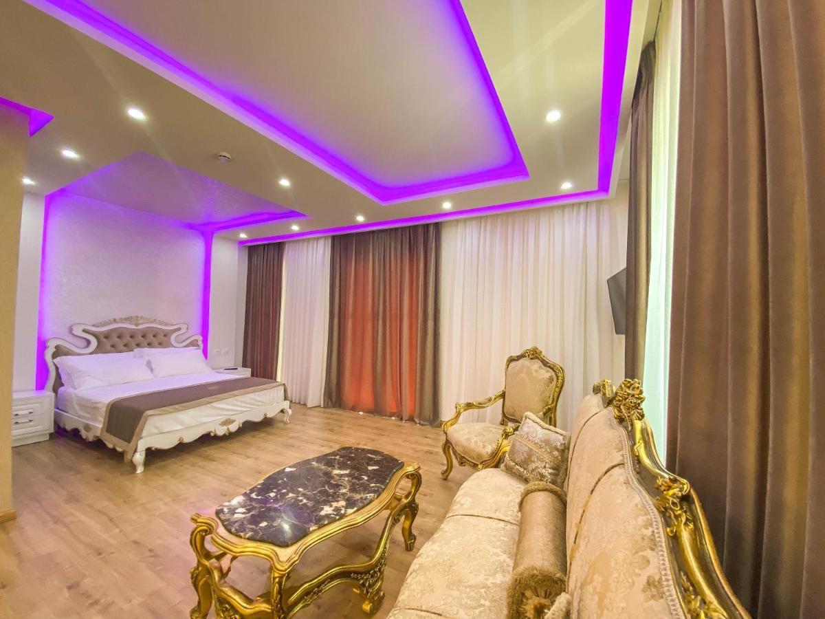 Red Hill Hotel 地拉那 外观 照片