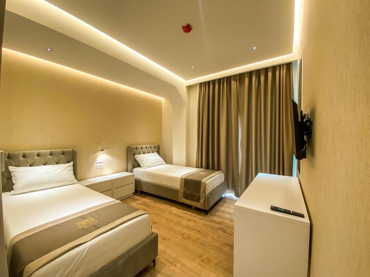 Red Hill Hotel 地拉那 外观 照片